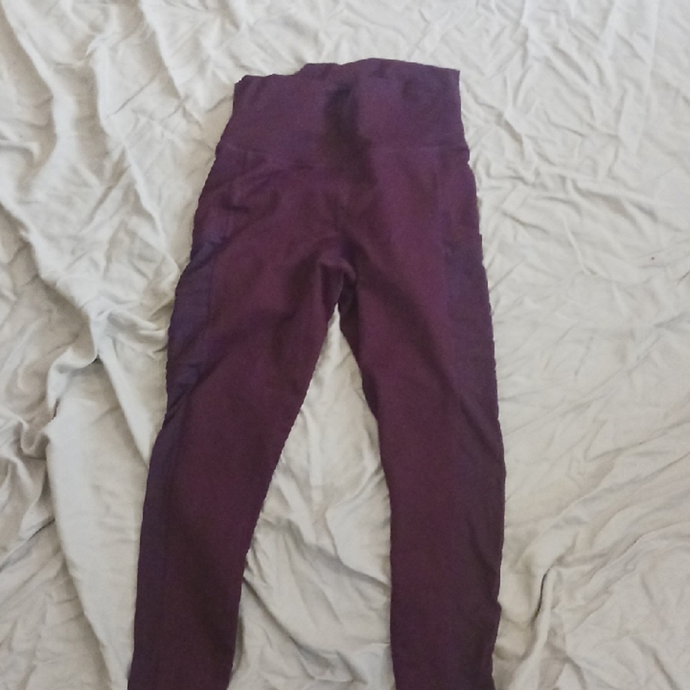 Fabletics Powerhold 7/8 Leggings Size Small